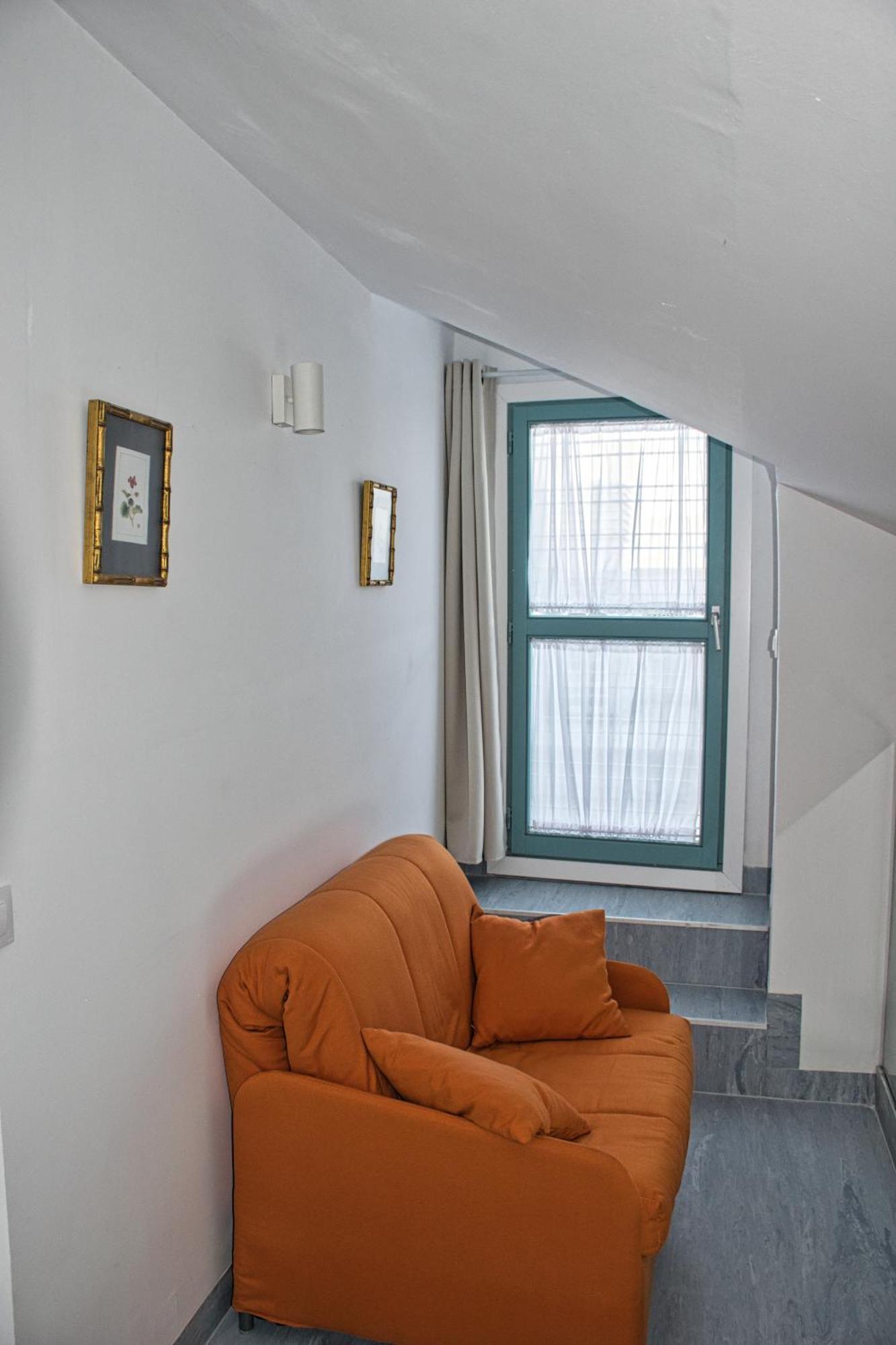 Covadonga 9 Apartments - Triana Seville Room photo
